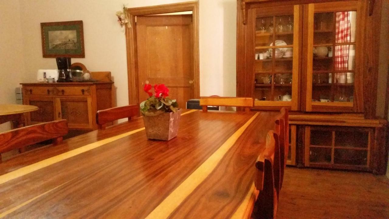 Calvinia Guesthouse Εξωτερικό φωτογραφία