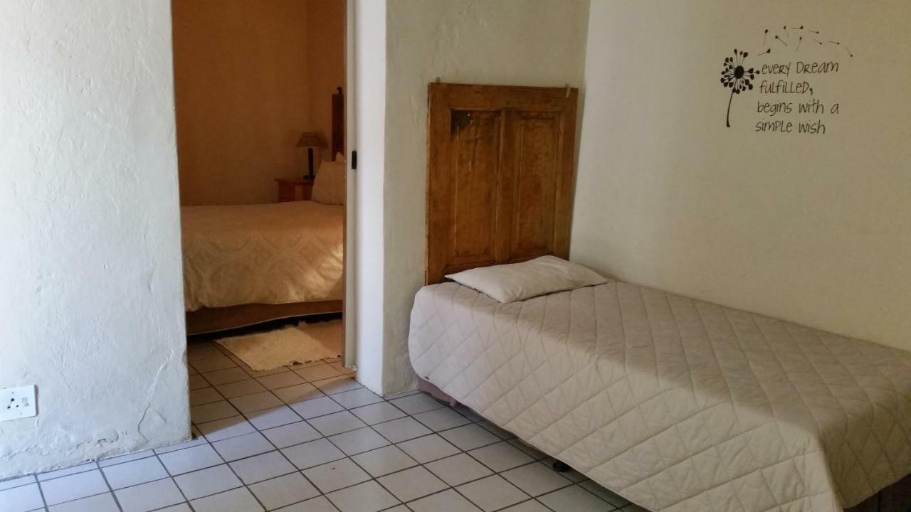 Calvinia Guesthouse Εξωτερικό φωτογραφία