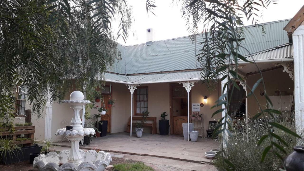 Calvinia Guesthouse Εξωτερικό φωτογραφία